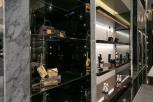 Tom Ford – Retail Store